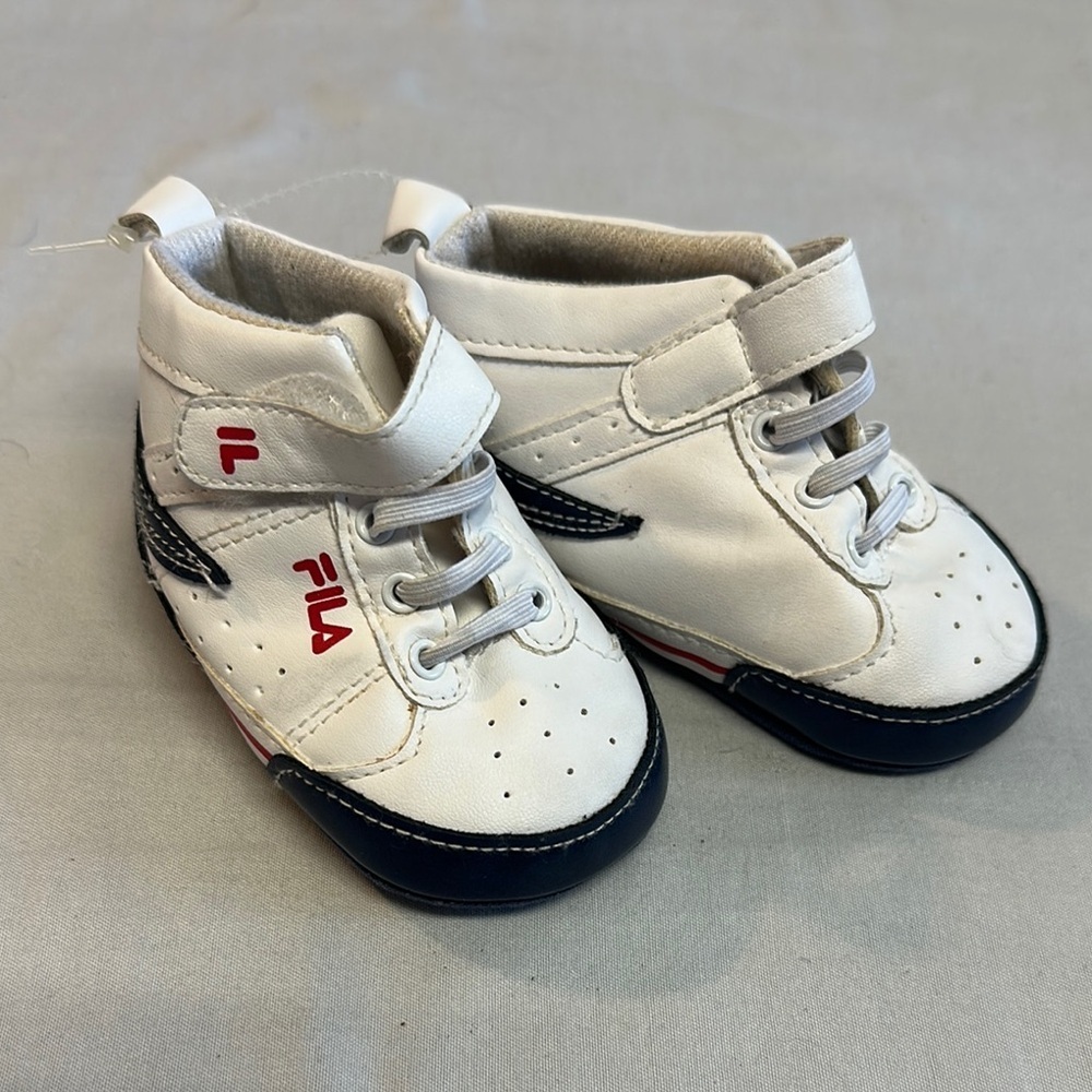 ⭐️ Fila White and Black High-Top baby Sneakers with Velcro Closure